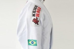 右のパッチ