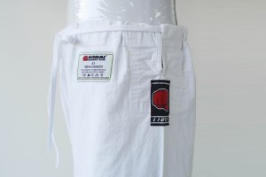 ズボンの横のパッチ