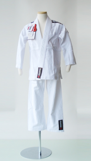 ＫＯＲＡＬ ホワイト　キッズ　ライトモデル柔術衣